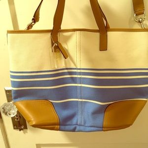 Coach "Hadley" purse - never used!